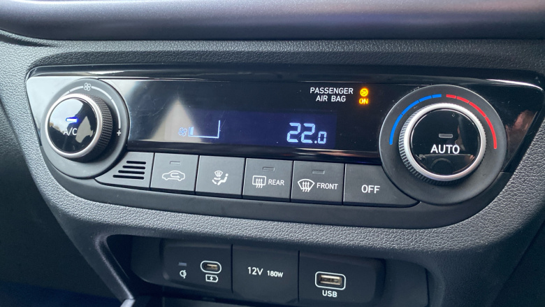 Hyundai i10 1.0 [63] Premium 5dr Auto [Nav] Petrol Hatchback